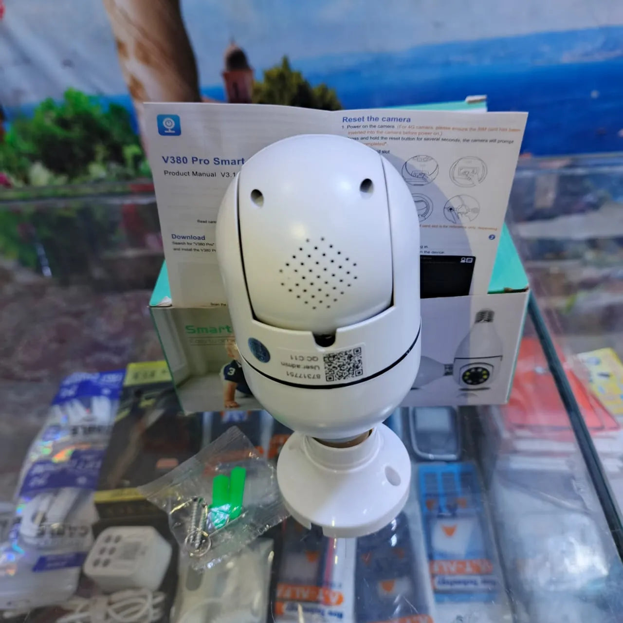 Smart Bulb WiFi Security Camera | 360° Panoramic Wireless Home Surveillance with Night Vision & Motion Detection